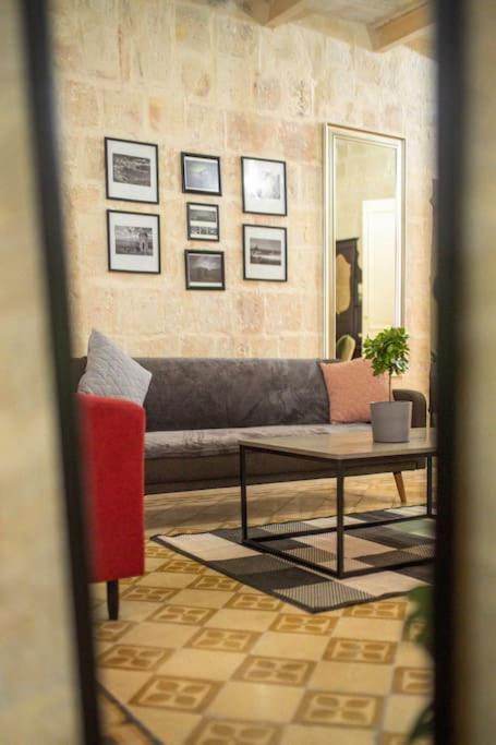 Chic, Stylish & Spacious Flat In Central 발레타 외부 사진